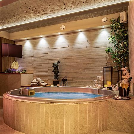 Venus Apartment With Jacuzzi And Sauna - City Center Belgrad Exterior foto